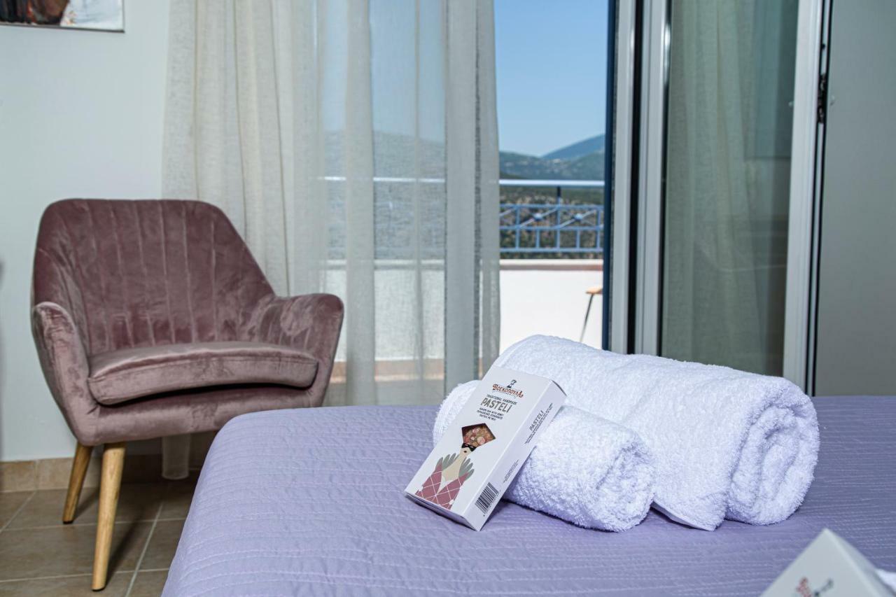 Antigone Apartments Argostoli Exterior foto